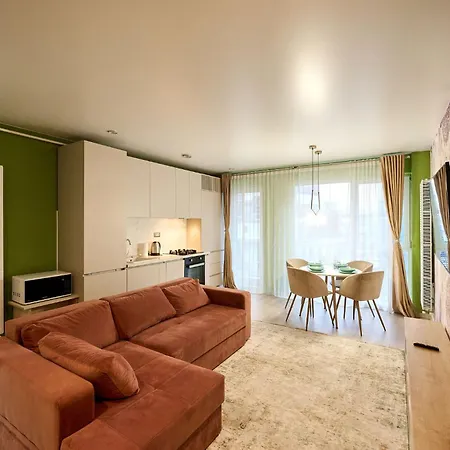 Ziano In Nord10 Pool Apartamento