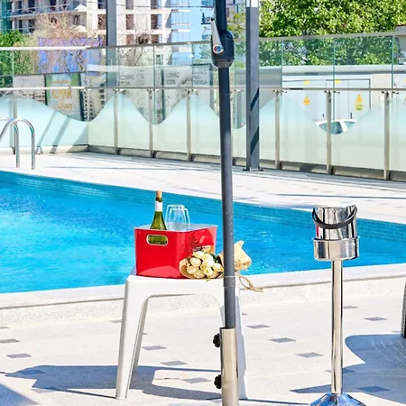 Ziano In Nord10 Pool Apartamento *